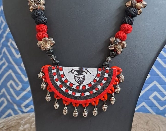 Handpainted fabric set with thread beads