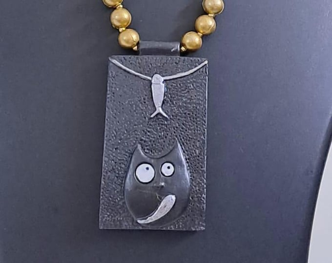 Terracotta pendant necklace