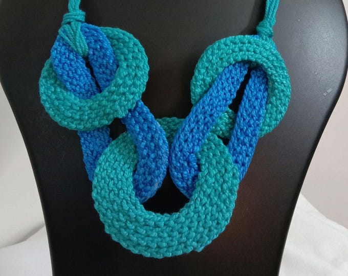 Celtic knot thread necklace with matching thread earrings.