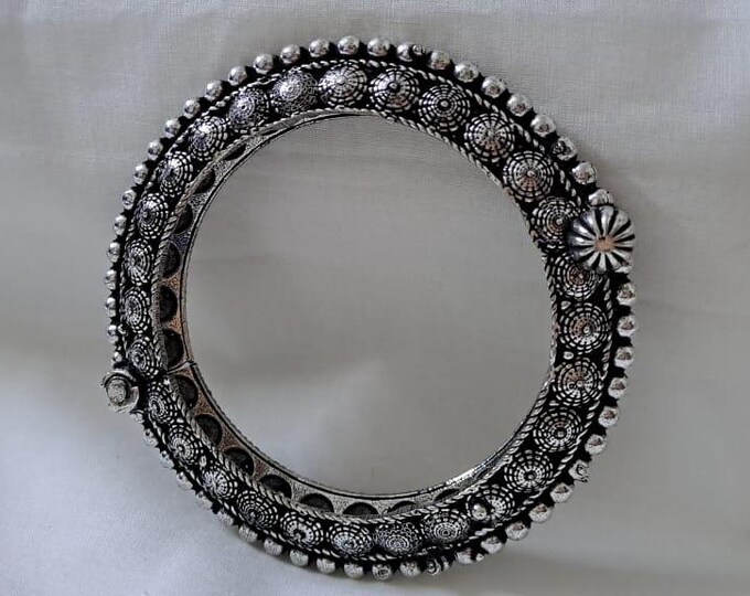 Silver oxidised bracelet/kada
