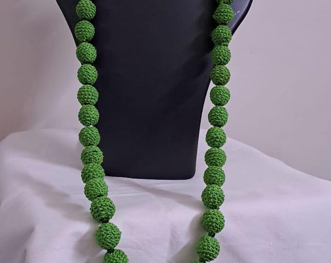 Exclusive green thread beads long necklace set with matching earrings