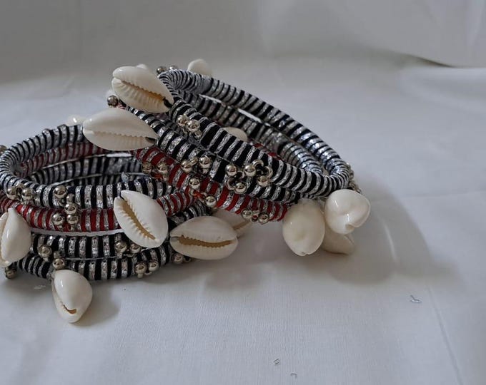 Black and red colour traditional zari thread and kori bangles (set of 7 bangles)