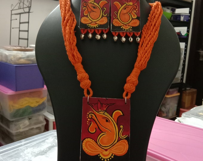 Hand painted Ganesha Jewellery Set