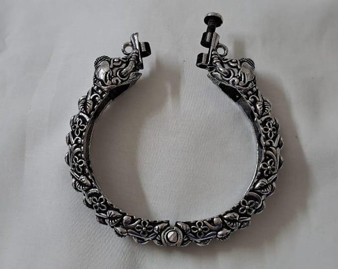 Silver oxidised bracelet/kada