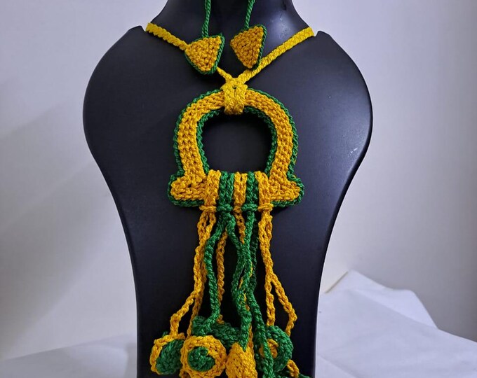 Crochet thread necklace set with fringes and matching earrings
