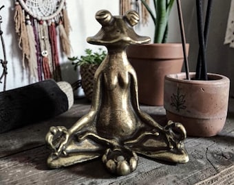 Frog Statue – Retro Zen Meditation Decor, Garden and Home Ornament, Relaxation & Mindfulness Gift