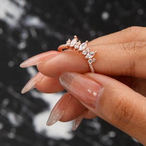 Vintage Curved Wedding Bands Women, 925 Silver Promise Ring for Her Half Eternity Band Cluster Band Rings for Women, Anniversary Band