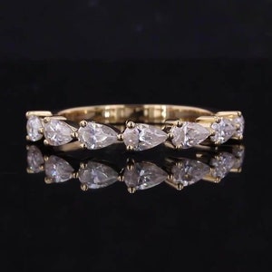 Diamond Anniversary Band, Diamond Wedding Band, Moissanite Wedding Band, Anniversary Gift, Diamond Stacking Ring, Women&#39;s Wedding Band.