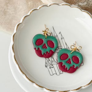 Poison Apple clay earrings | Disney Villian | polymer clay earrings | Disney inspired earrings | Disney park themed earrings | Evil Queen