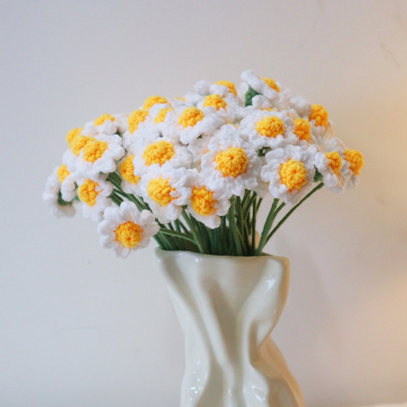 Bouquet de marguerites au crochet, bouquet de marguerites en tricot, marguerites au crochet, cadeau de remise des diplômes, fleur pour décoration d'intérieur, cadeau d'anniversaire, cadeau de fête des mères image 4