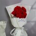 see more listings in the Bouquet de roses au crochet section