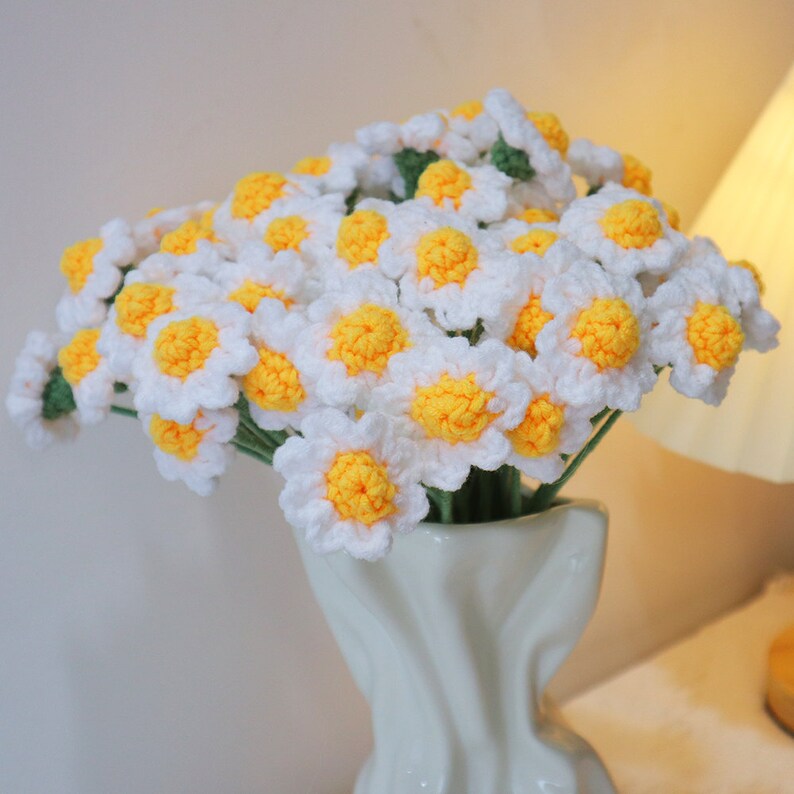 Bouquet de marguerites au crochet, bouquet de marguerites en tricot, marguerites au crochet, cadeau de remise des diplômes, fleur pour décoration d'intérieur, cadeau d'anniversaire, cadeau de fête des mères image 8