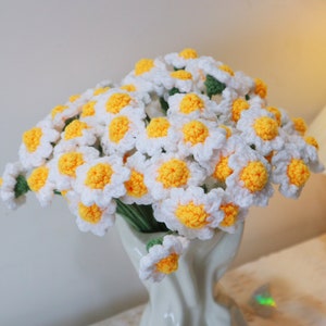 Crochet Daisy Flower Bouquet, Knitted Daisy Bouquet,Crochet Daisy, Graduation Gift,Flower for Home Decor, Birthday Gift,Mother's Day Gift