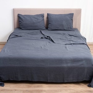 Queen Linen Sheet Set in Gray color. Shabby chic Bedding, Hypoallergenic and organic bedding. Grey Bed Linen sheet Set in Queen size.