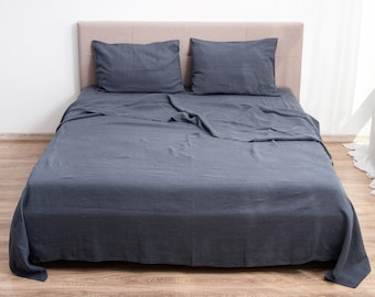 Bettwäsche Set Queen in der Farbe Grau. Hypoallergene und Bio Bettwäsche. Graue Bettwäsche / Deckbettlaken Set in Queen size.