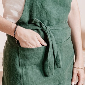 Linen apron with pockets for women and men. Washed linen apron for cooking, gardening, baking, working. Full apron, Soft linen kitchen apron image 8