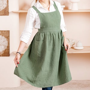 Linen pinafore apron dress with pockets. Pinafore linen apron dress retro apron for women. Full apron long kitchen apron, teacher apron