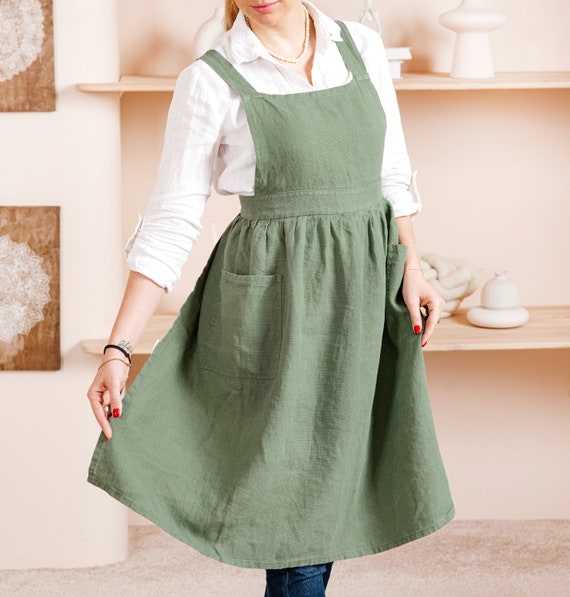 【直営・関税送料込】Mini apron dress in AC_Sep112014_Namu_3514_grande.