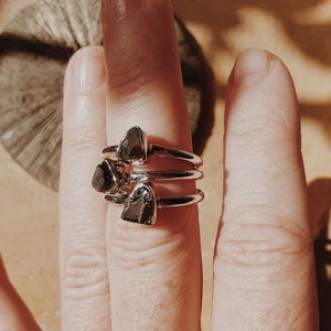 Moldavite Handcrafted Silver Ring   Unique Best Gift meteorite rings green stone