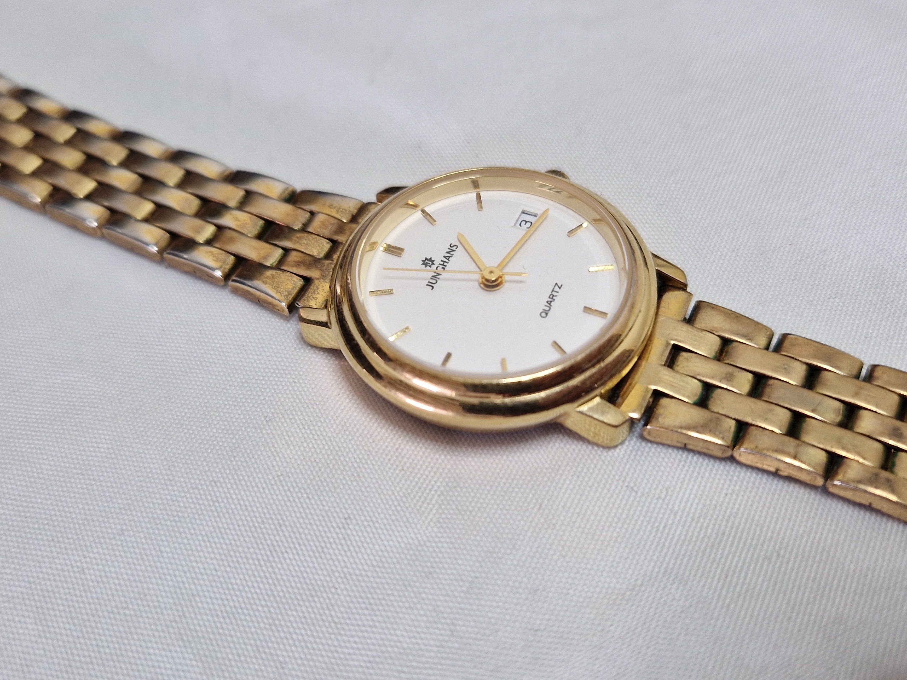 Junghans quartz v377 new arrivals