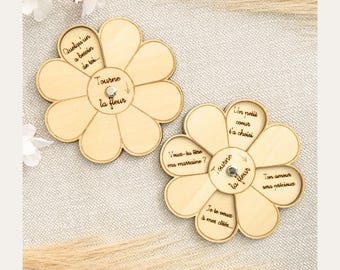 Demande Marraine Fleur Bois Personnalisée – Carte Annonce Grossesse Originale – Cadeau Marraine Surprise Pétales Gravés