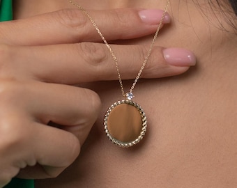 Personalized Solid Gold Medallion Necklace – Engravable 14K Gold Round Pendant