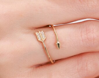 Solid Gold Arrow Ring | Dainty Minimalist Jewelry for Women