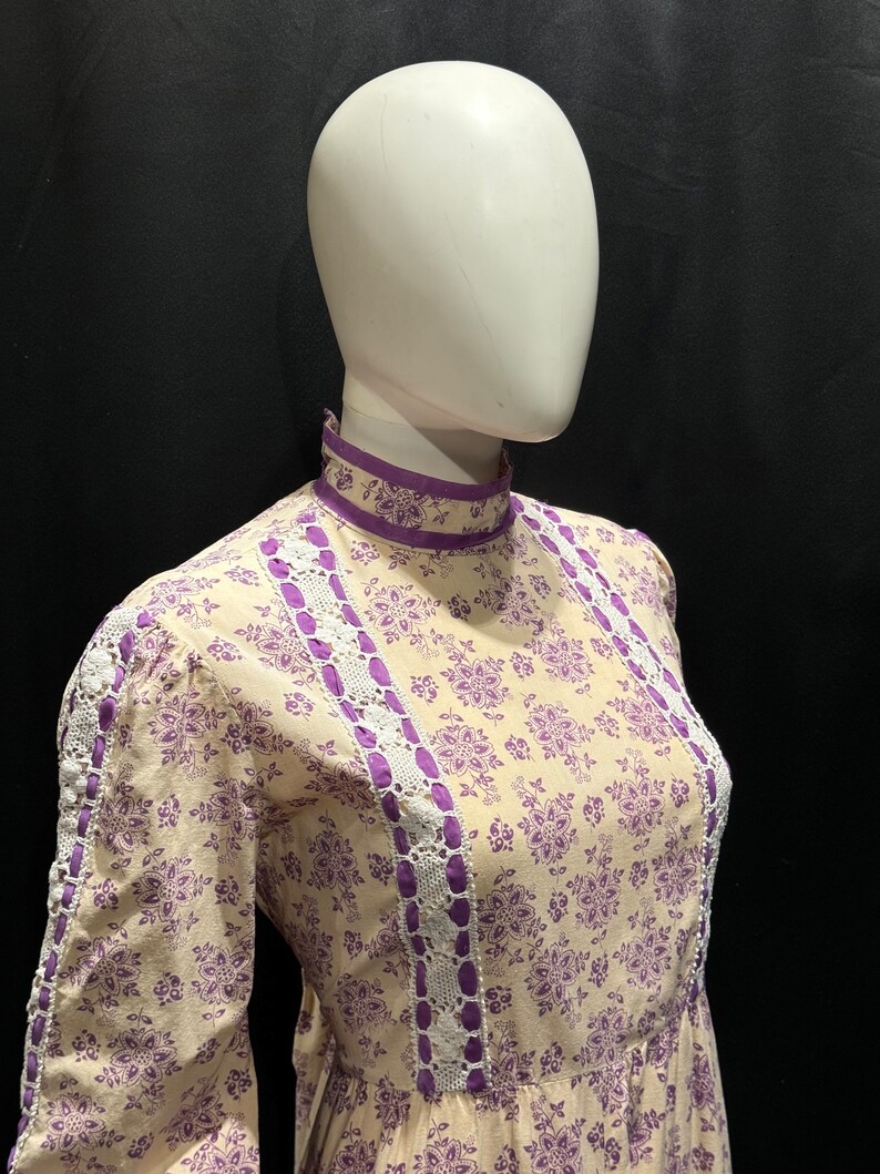 adorable 1970s volup Laura Ashley prairie dress imagem 3