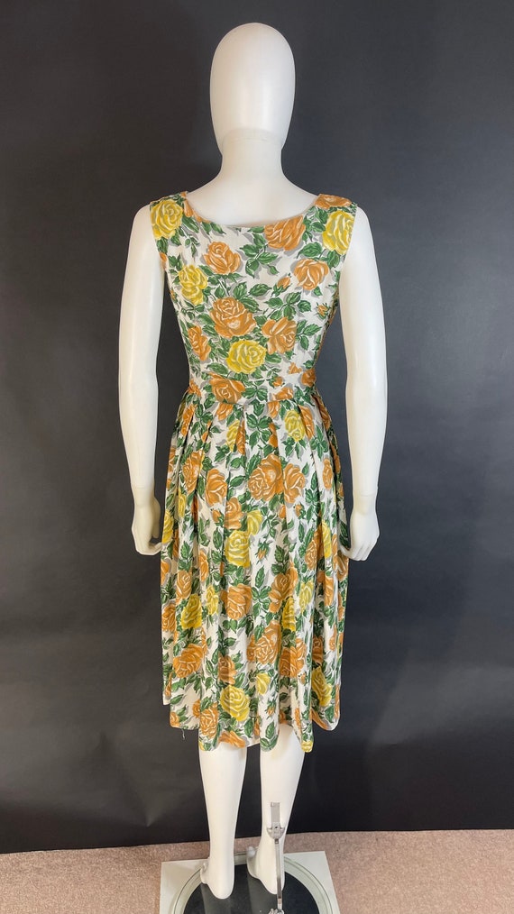 Really pretty home made 1940’s day dress - image 6