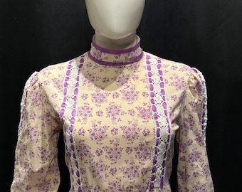 adorable 1970’s volup “Laura Ashley” prairie dress