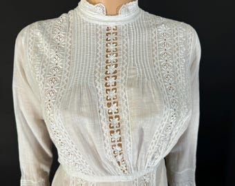 Adorable Edwardian lawn dress