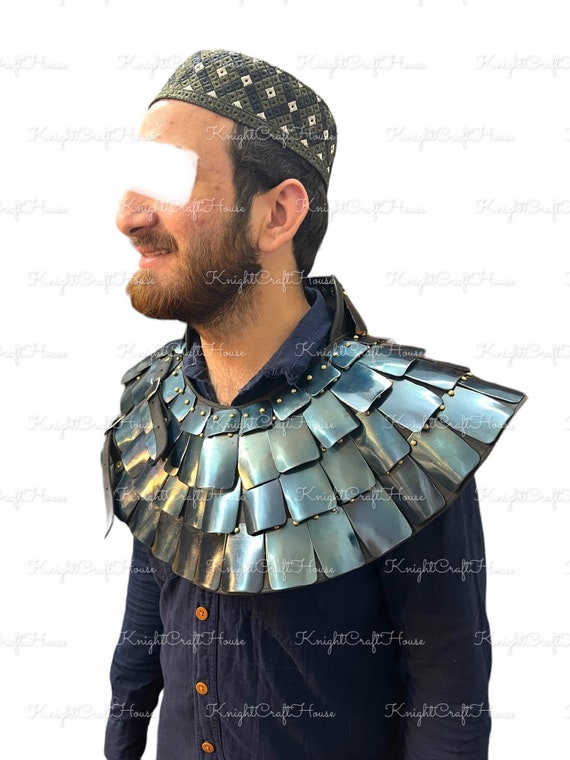 Medieval Blueing Steel Scale Aventail Armor Corset Necklace Halloween Knight Cosplay Gift .