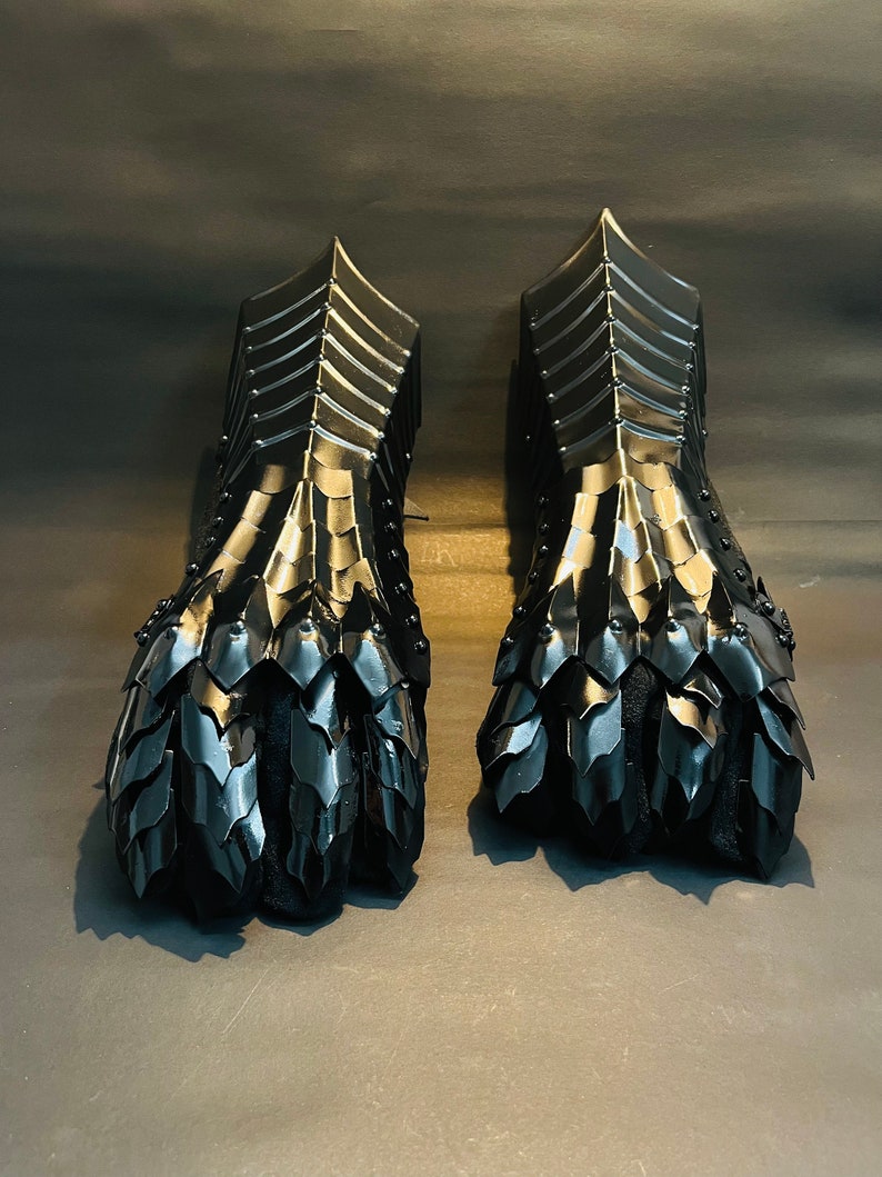 Medieval LOTR Nazgul Pair of Gloves Black Painted Arm Protection Gauntlet Armor Lotr Witch