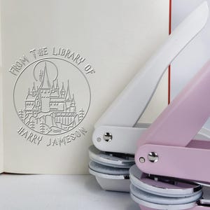 Grabador de mago personalizado: sello mágico para invitaciones encantadoras, cartas fascinantes y marca comercial, grabador con temática de mago