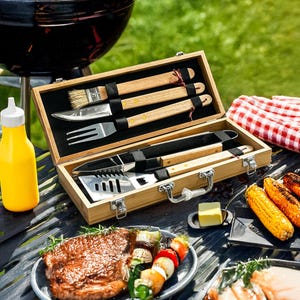 Custom BBQ Set, Grill Set, BBQ Grilling Set, BBQ Set, Tool Set, Grilling Tool Set, Dad Christmas Gift, Barbecue Gift, Barbeque Set, Man Gift