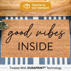 Grappige deurmat, Good Vibes Inside, aangepaste voordeurmat, Good Vibes-decor, grappig cadeau voor vriend, welkom housewarmingcadeau 454
