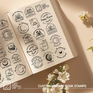 Personalisierter Buchstempel aus der Bibliothek der Buchstempel, personalisierter Buchstempel, individueller Buchpräger, individueller selbstfärbender Stempel, personalisierter Prägestempel