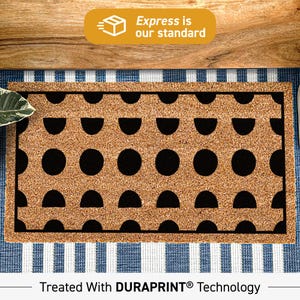 a door mat that has a pattern on it