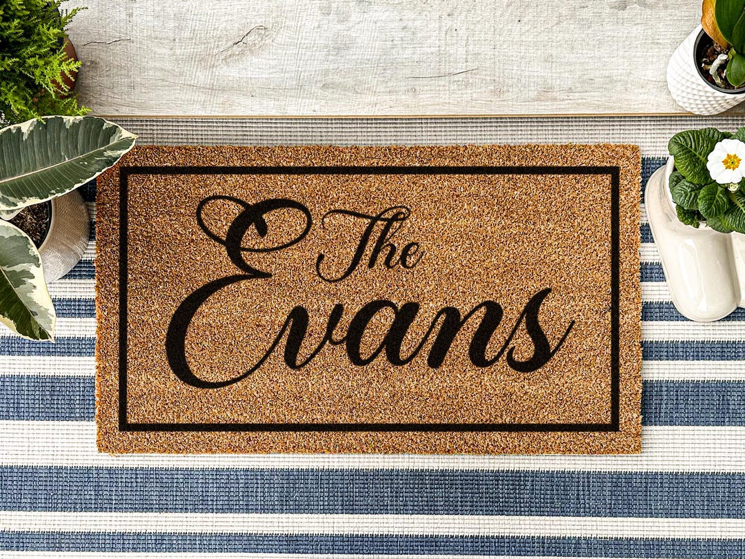 The Evans Script Doormat | Personalized Family Name Rug | Modern Entry ...