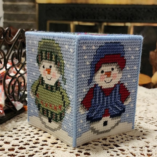 New Handmade Made to Order.  Snow People Plastic Canvas Tissue Box covers.  It takes me 4 to 5 days to make after sale.