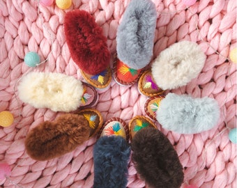 Sheepers Lucky Dip Kinder-Hausschuhe - Kuschelige, lustige & einzigartige Hausschuhe für Kinder