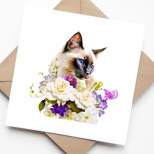 Chat siamois aquarelle avec yeux bleus, roses crème et fleurs pastel - Carte d'anniversaire chat élégant