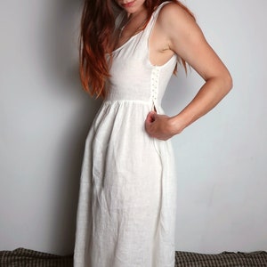 Fitted linen chemise, women medieval underwear, ladies historical shift