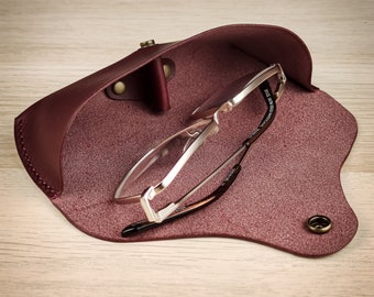 Full Grain Leather Glasses Case – Burgundy Minimalist Eyeglass Case, Soft Etui for Sunglasses