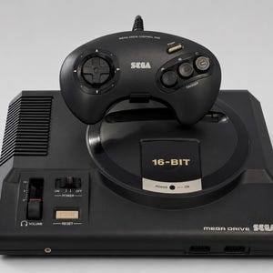 Soporte de exhibición para consolas y mandos retro | Compatible con Nintendo, Sega, PlayStation y Xbox | NES, SNES, N64, GameCube, Wii, PS1, PS2 y Dreamcast