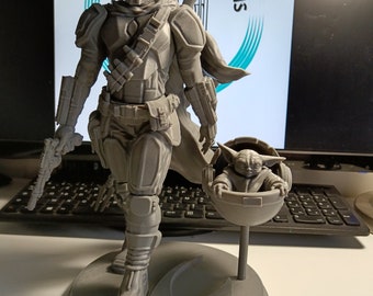 The Mandalorian & Grogu Figure