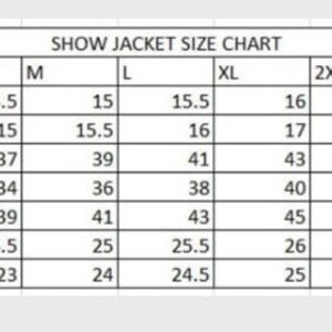Op de afbeelding: Maattabel voor showjassen, metingen in inches voor kraag, schouderbreedte, borst, taille, heup, mouwlengte en ruglengte. Maten vari&euml;ren van 2XS tot 6XL.