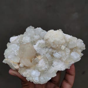 Gyrolit med silverapofyllit med stilbit, indiska mineralstenar