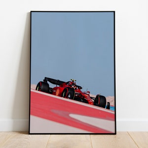 Carlos Sainz Ferrari F1 car Wall Art Poster Print F1 Gift for F1 Ferrari Fans and Car Enthusiasts Home Decor Retro Style Office Wall Decor