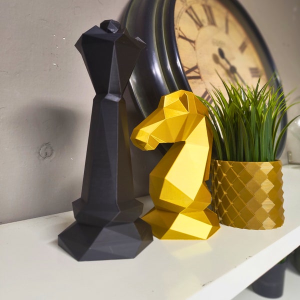 Oversized Polygon Chess Piece Set - A Stylish Fusion of Art | Giant Chess Piece | Desk Decoration | Beautifull Gift for Chess Players